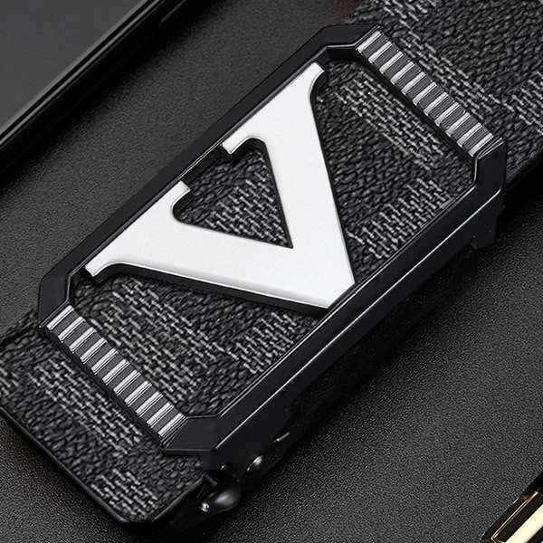 Cureaua de dama moderna cu decor metalic