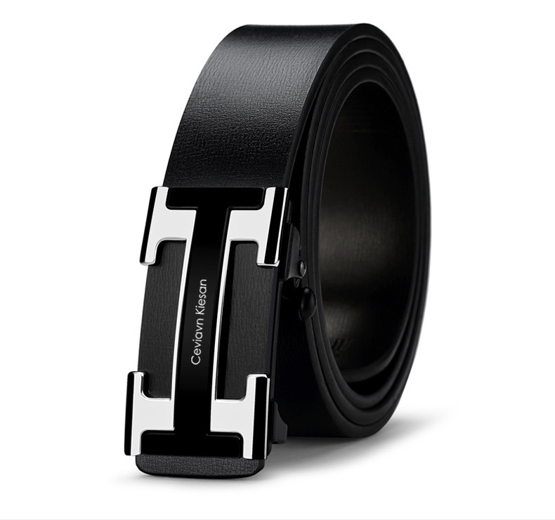 Curea bărbătească elegantă cu cataramă și inscripție