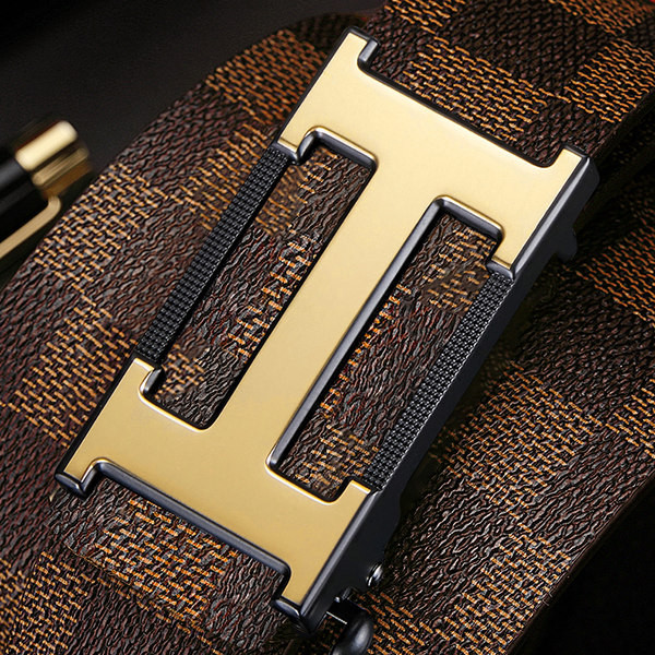Мъжки модерен колан с метална декорация 
