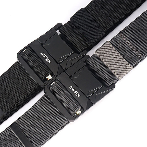 Elasztikus férfi mindennapi öv különböző színekben