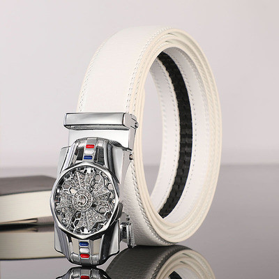 Įvairių modelių stilingas vyriškas baltas odinis diržas