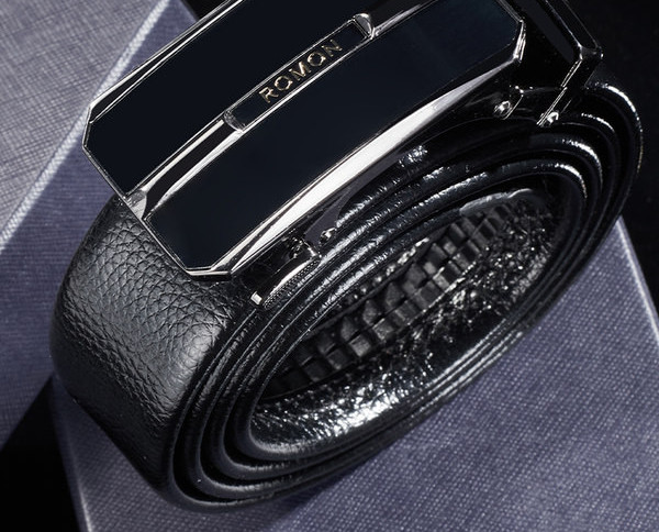 Férfi öv csattal - fekete színű