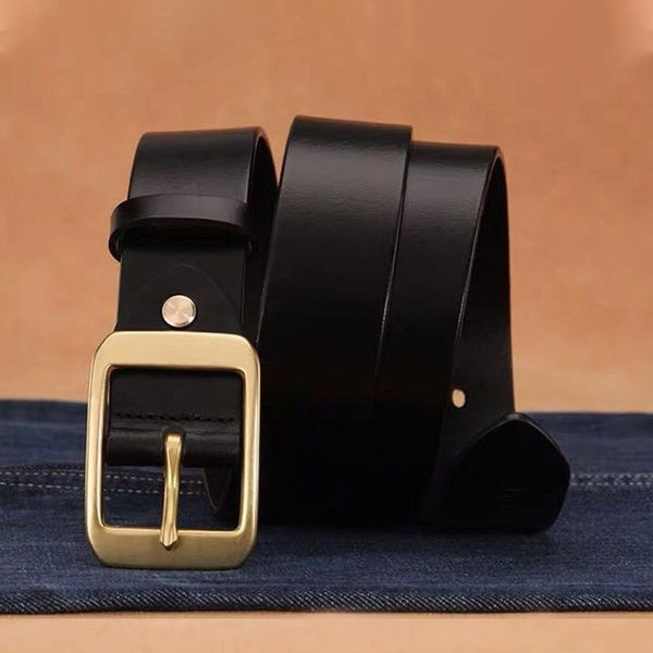 Férfi bőr öv sima modell fém csattal