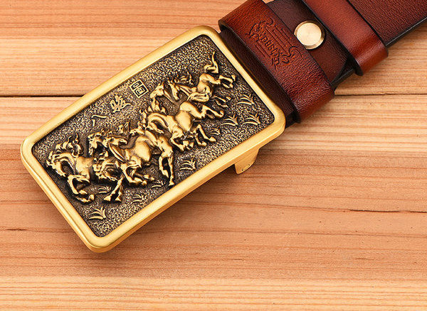 Modern férfi ekobőr öv fém díszítéssel