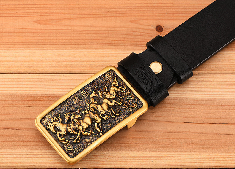 Modern férfi ekobőr öv fém díszítéssel