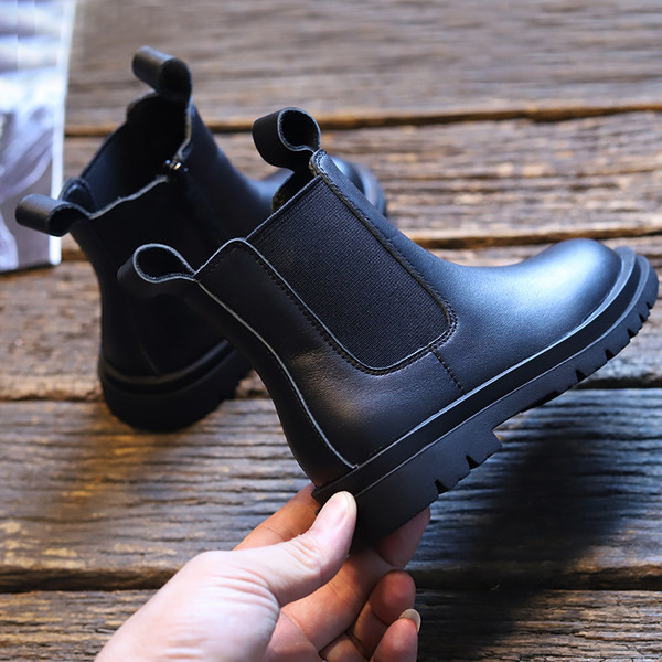 Modern fekete gyerekcsizma lányoknak