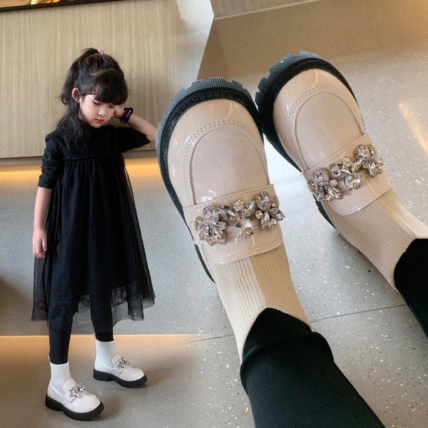 Παιδικές μπότες λουστρίνι διακοσμημένες με πέτρες