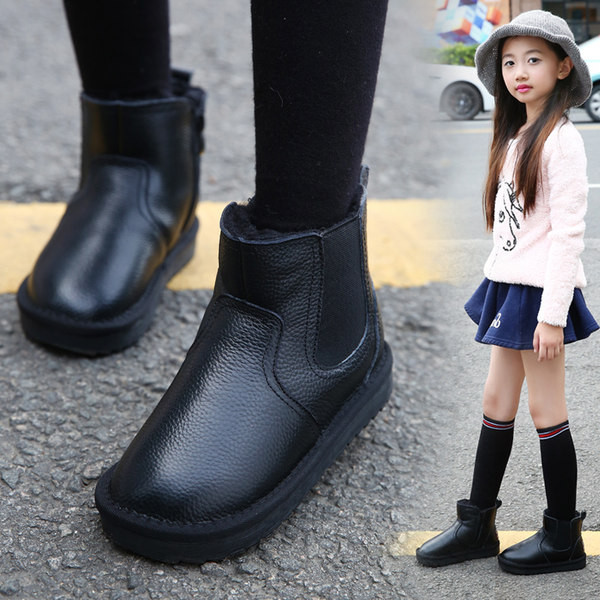 Απλό μοντέλο παιδικές μπότες από συνθετικό δέρμα για κορίτσια