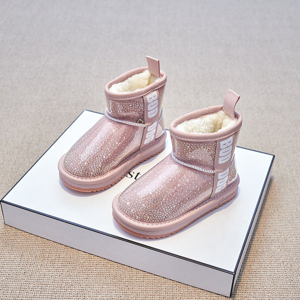 Ζεστές μπότες για το χειμώνα - πολλά μοντέλα