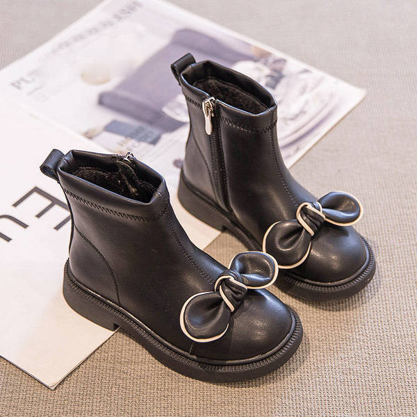 Νέο μοντέλο παιδικές μπότες με κορδέλα