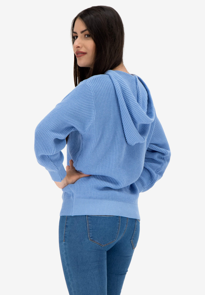 Дълга жилетка на райета с изчистени линии и качулка