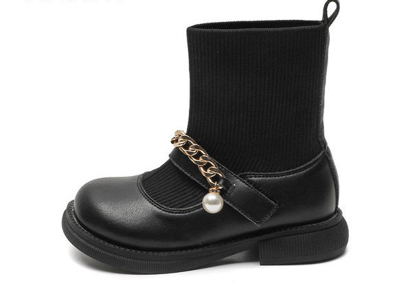 Παιδικά μποτάκια από οικολογικό δέρμα με μεταλλική αλυσίδα