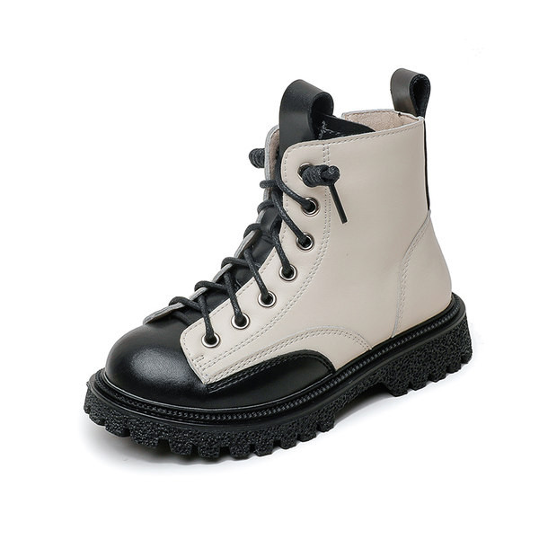 Μοντέρνα  παιδικές μπότες με κορδόνια στρογγυλεμένο σχέδιο