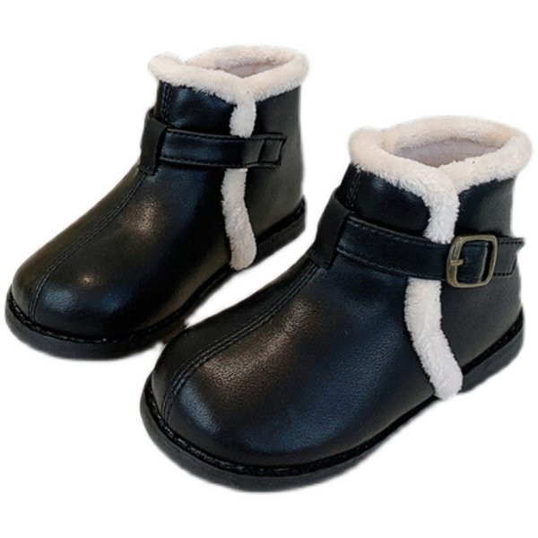 Stílusos gyerekcsizma puha béléssel és csattal lányoknak