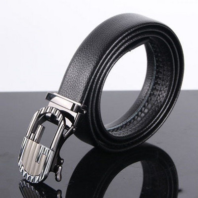 Κομψή ανδρική έκο δερμάτινη ζώνη σε διαφορετικά μοντέλα