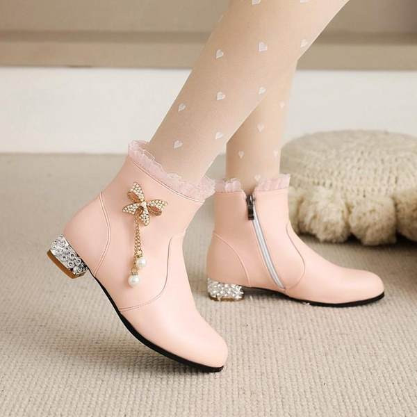 Μοντέρνα παιδικά μποτάκια με κορδέλα και διακοσμητικές πέτρες