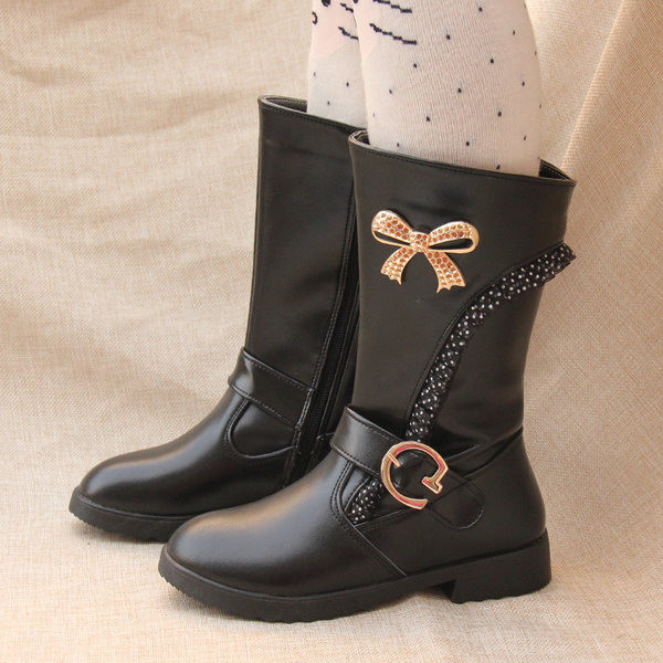 Κομψά παιδικά μποτάκια με κορδέλα και αγκράφα για κορίτσια