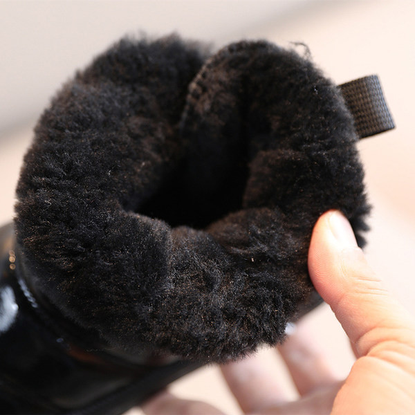 Ζεστές παιδικές μπότες για κορίτσια