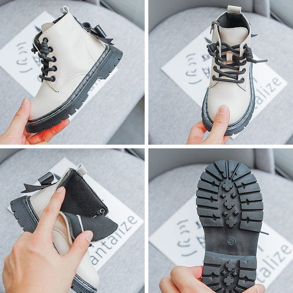 Κομψές παιδικές μπότες για κορίτσια από έκο δέρμα με κορδόνια