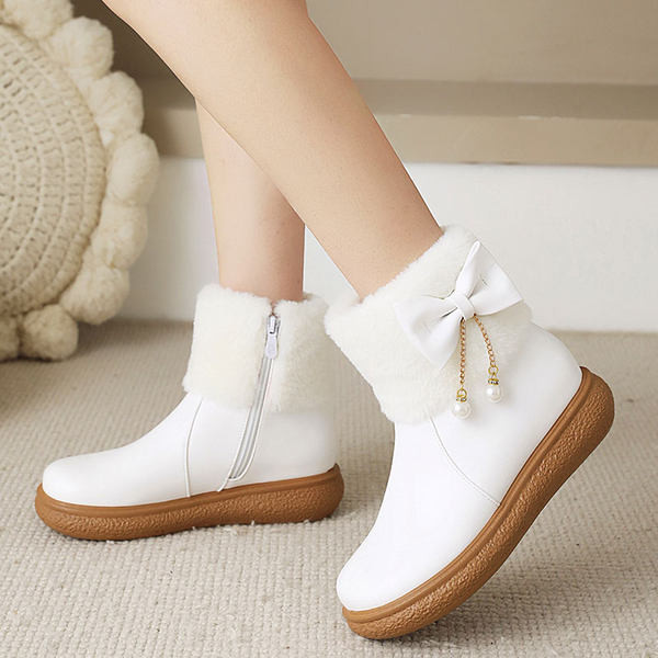 Παιδικά μποτάκια με φερμουάρ στο πλάι και κορδέλα