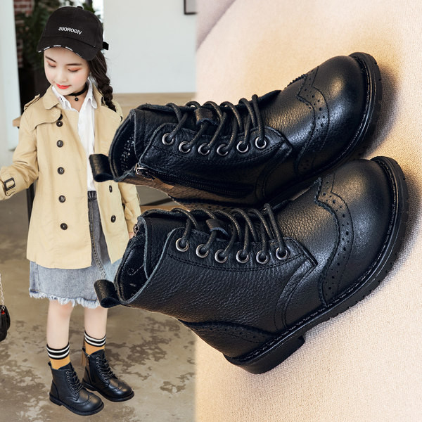 Παιδικά μποτάκια σε μαύρο χρώμα από έκο δέρμα