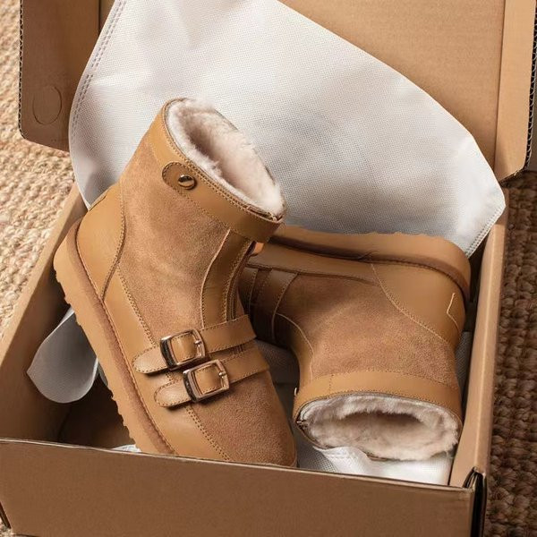 Νέο μοντέλο έκο δερμάτινες μπότες με αγκράφες και ζεστή φόδρα