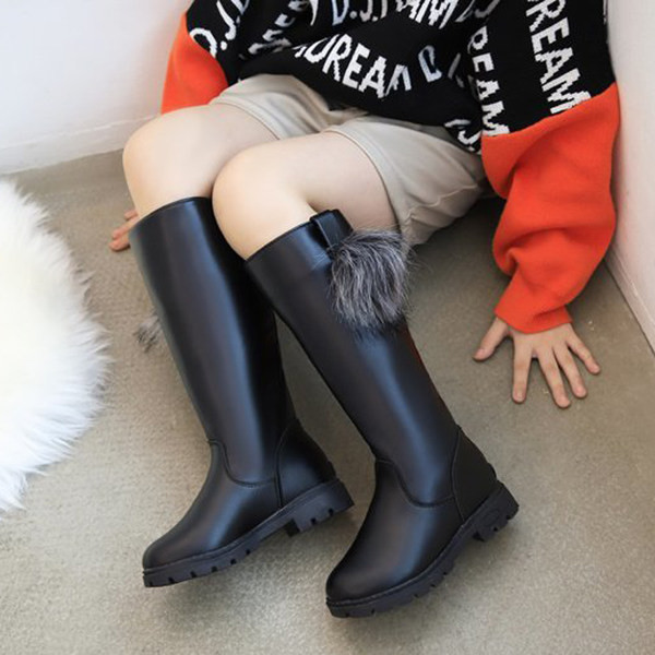 Κομψές παιδικές μπότες από έκο δέρμα με πούπουλο