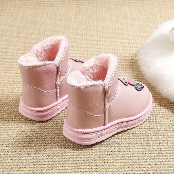 Model nou de cizme din piele pentru copii cu broderie de ursuleti