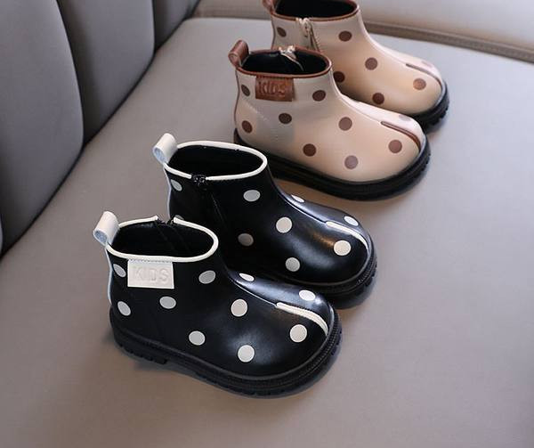 Παιδικά μποτάκια με φερμουάρ στο πλάι