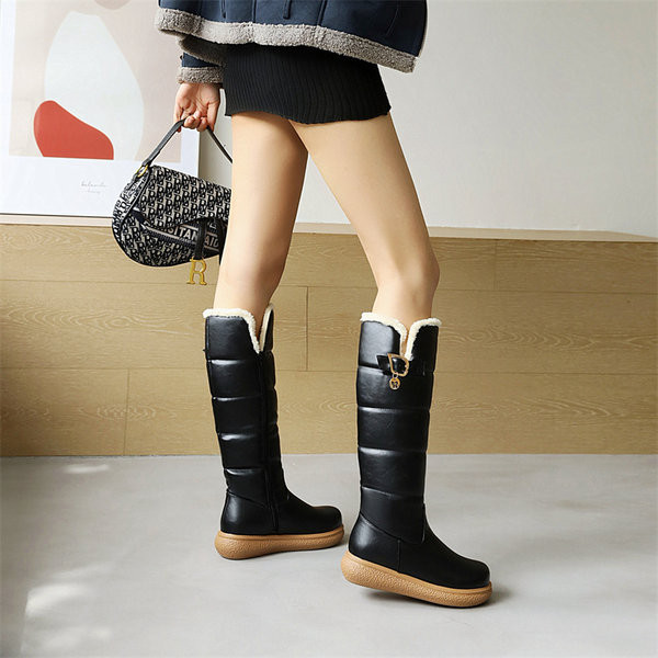 Elegantne dječje čizme za djevojčice s kopčom jednobojni model