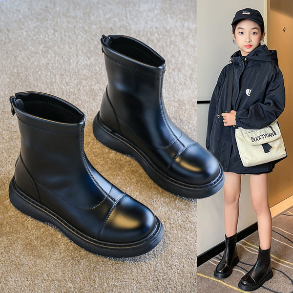 Dječje čizmice sa patentnim zatvaračem u više boja