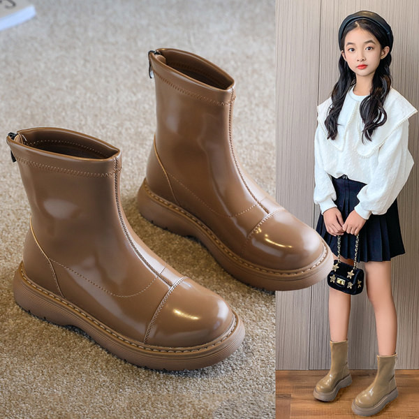 Έκο δερμάτινα παιδικά μποτάκια για κορίτσια σε καφέ και μαύρο χρώμα