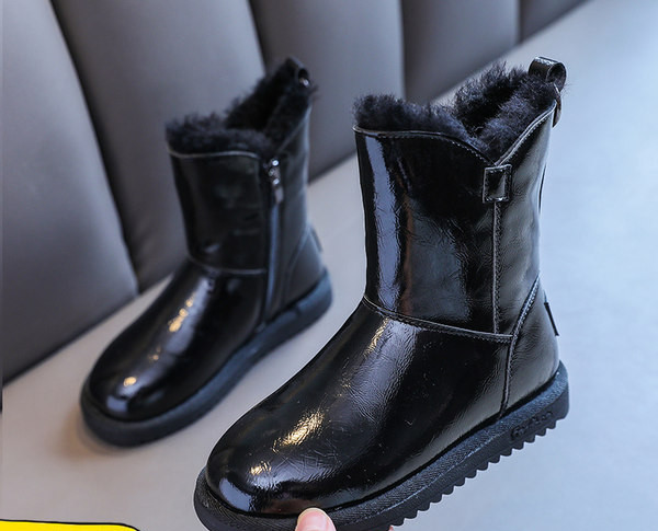 Μοντέρνα παιδικά μποτάκια με πουπουλένια φόδρα