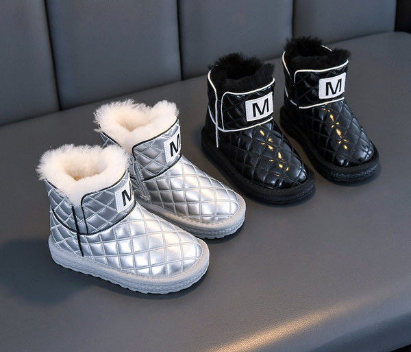 Ζεστές χειμερινές μπότες από καπιτονέ οικολογικό δέρμα