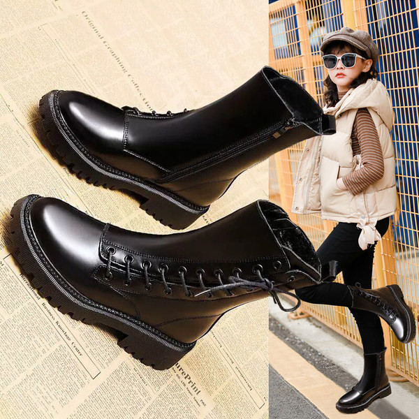 Μοντέρνες μπότες φθινοπώρου-χειμερινά με φερμουάρ και κορδόνια