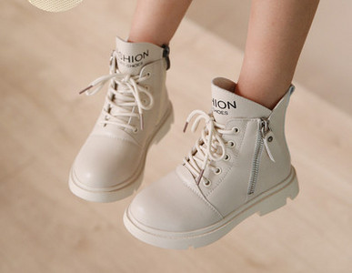 Παιδικές μπότες από οικολογικό δέρμα - πολλά μοντέλα