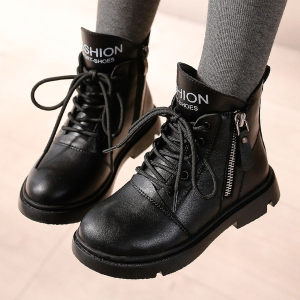 Παιδικές μπότες από οικολογικό δέρμα - πολλά μοντέλα