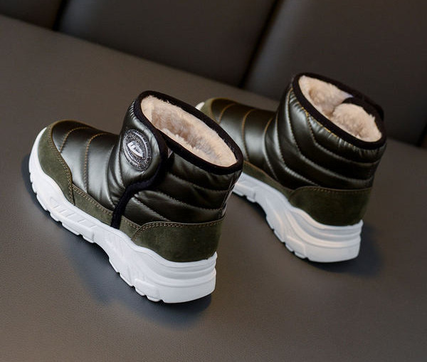 Μοντέρνα παιδικά μποτάκια για κορίτσια με ζεστή φόδρα