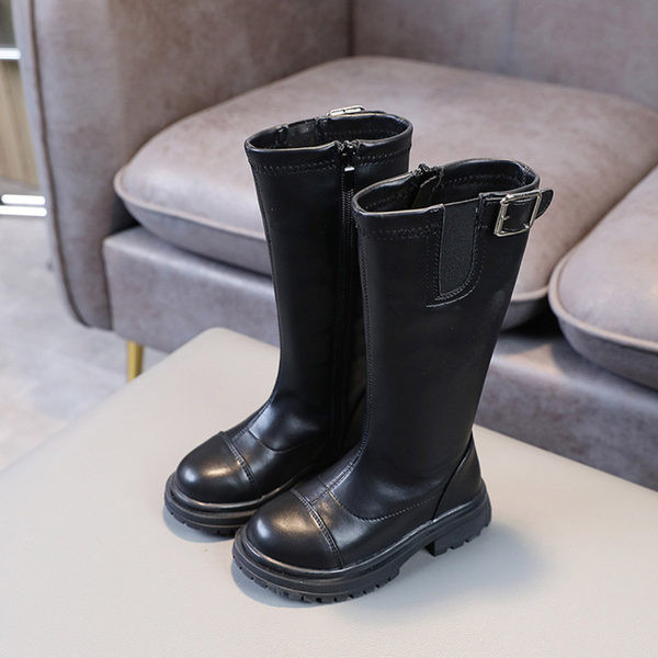 Μοντέρνα παιδικά μποτάκια από οικολογικό δέρμα σε μαύρο και καφέ χρώμα