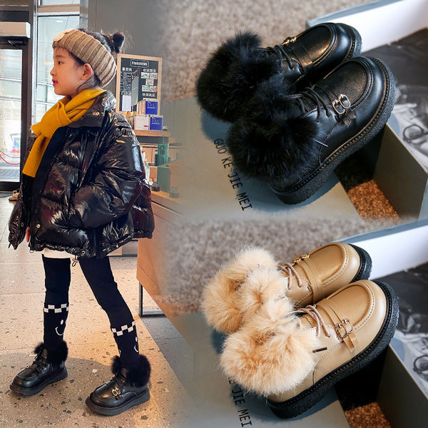 Modern, pehelyes bőrcsizma lányoknak