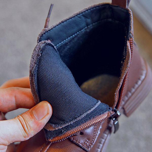 Παιδικές μοντέρνες μπότες μονόχρωμο μοντέλο με δεσμούς για κορίτσια