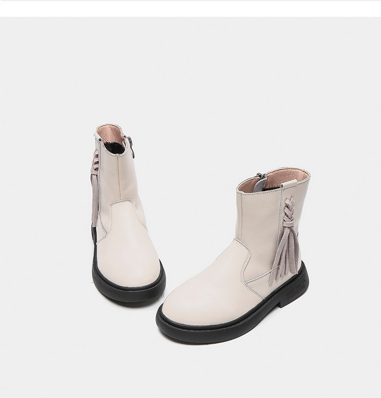 Modern, öko bőrből készült gyerekcsizma cipzárral és fűzővel