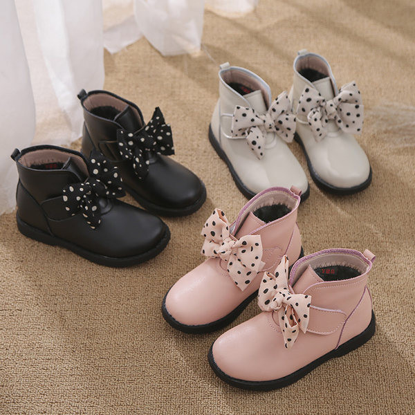 Παιδικά μποτάκια με κορδέλα  πουά