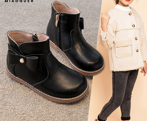 Παιδικά μποτάκια από οικολογικό δέρμα μέχρι τον αστράγαλο με κορδέλα