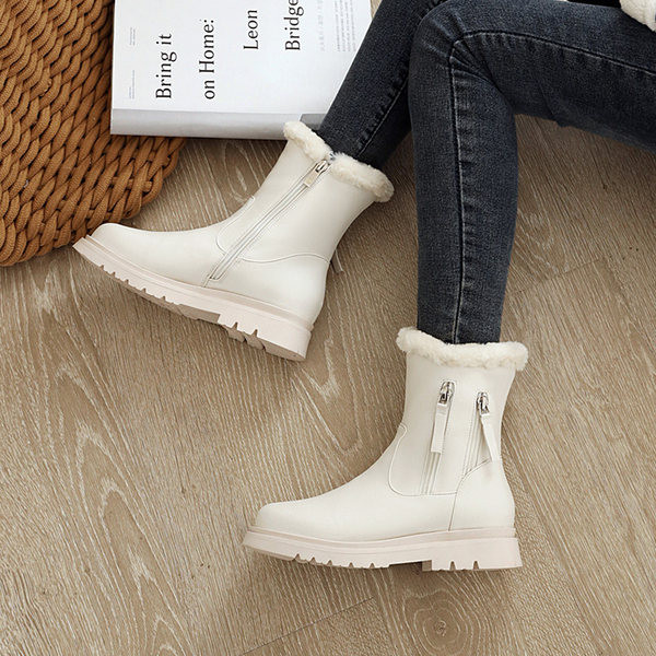 Meleg talpú és durva talpú gyerekcsizma