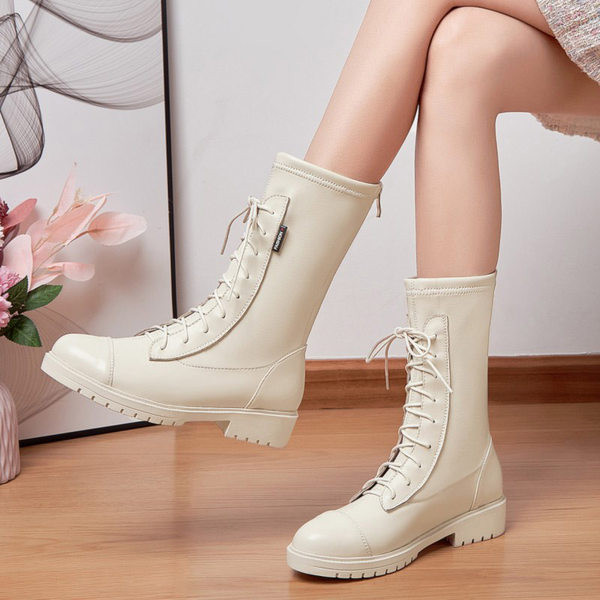 Cizme pentru copii cu sireturi