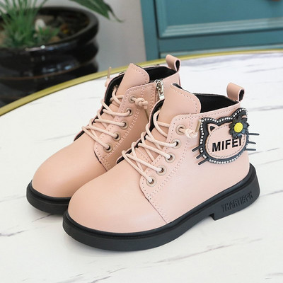 Παιδικά έκο δερμάτινα μποτάκια με τρισδιάστατο στοιχείο για κορίτσια