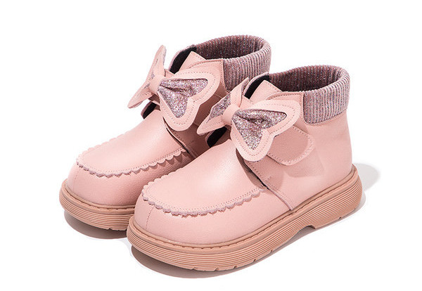 Έκο δερμάτινα μποτάκια για κορίτσια με διακόσμηση με κορδέλα και λαμπερά στοιχεία