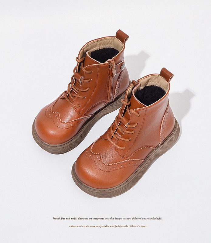 Παιδικά μποτάκια από οικολογικό δέρμα με κορδόνια