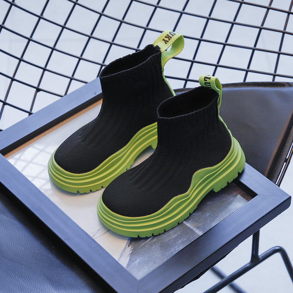 Gyermek zokni színes talppal